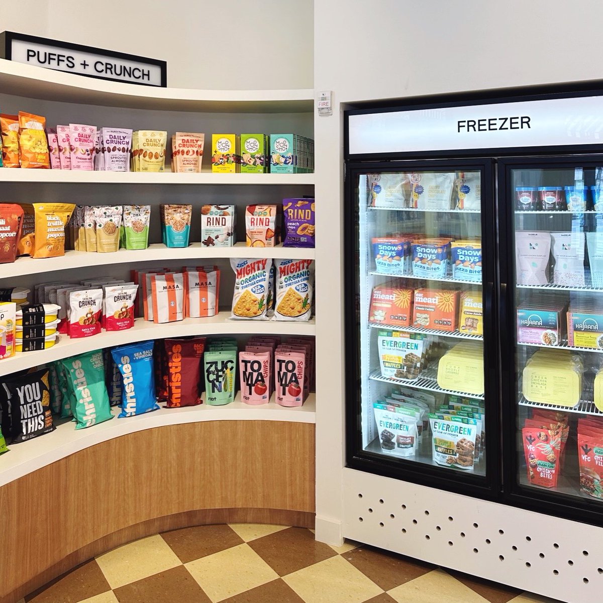 we spotted SEVERAL of our
 brand friends including <a href="/offlimits/">OffLimits™️</a> <a href="/drinkplink/">Plink!</a> <a href="/RindSnacks/">RIND Snacks</a> <a href="/eatsnowdays/">eatsnowdays</a> and MORE 👀