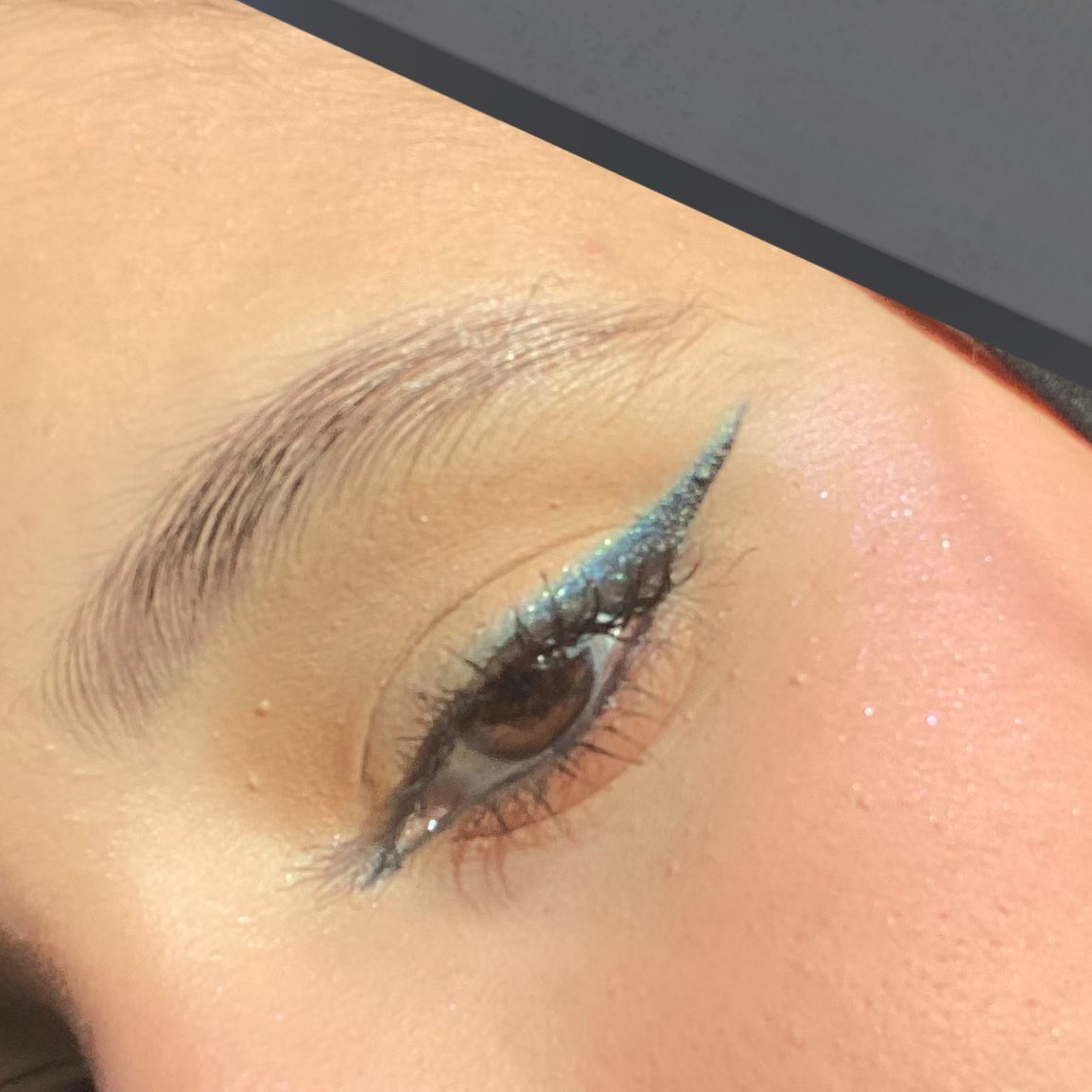 my liner for my last day of uni…I’m officially a graduate !💙