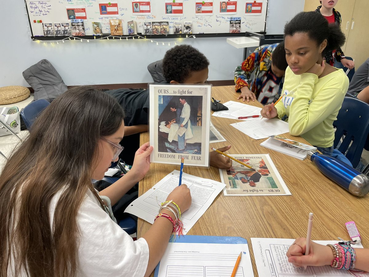 Mrs. Schechter tweet media