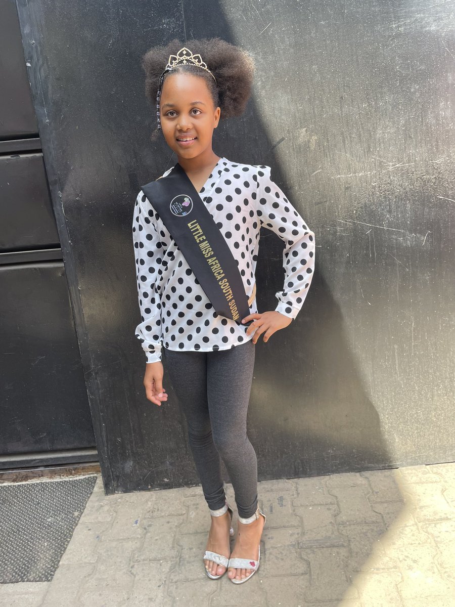RitahSamantha's tweet photo. May this New Month bring abundant blessings upon each one! 
Little Miss Africa! South Sudan to the world 🇸🇸♥️
Let’s keep voting 👇👇
https://t.co/qAcrppiruN

#acrownwithapurpose #littlemissafricasouthsudan #SouthSudan #ChildrenWithAVision #SSOT https://t.co/s2fxa60Cza