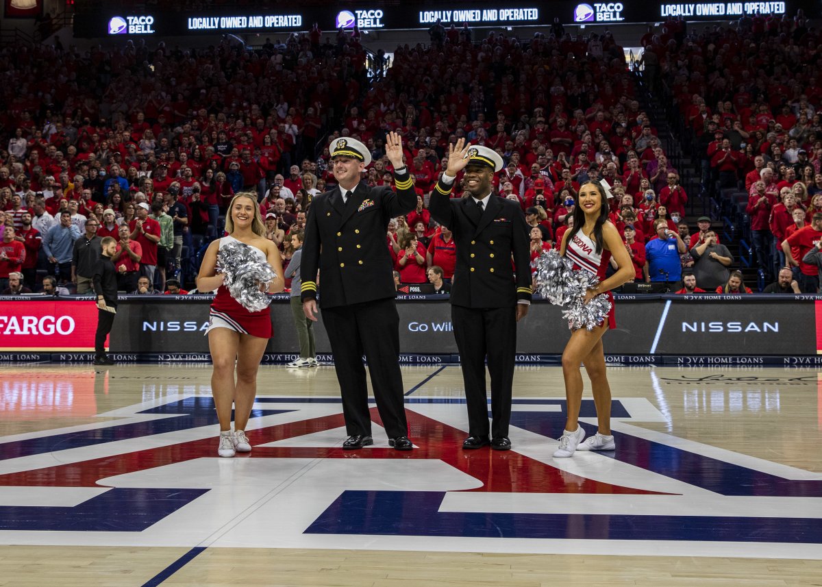 We had a great time, #Tucson! ⚓ 

Sailors from various commands participate in community outreach events as part of #Tucson #NavyWeek.

Navy Weeks are events hosted by @NavyOutreach to connect the American public with their Navy.