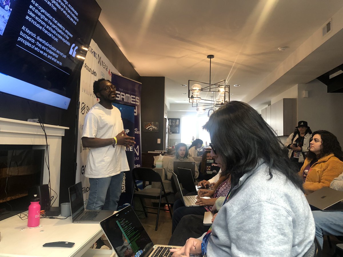 PrograMariaC's tweet image. Now learning about automated market makers with @KeyrockTrading at @_HerDAO #hackerhouse 🚀🚀 #ETHDenver #ETHDenver2023