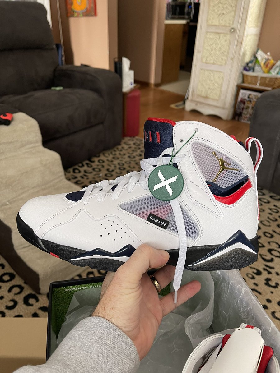 marclw651's tweet photo. #GotItOnStockX #stockX #jordan7   #ParisPSG #shoeporn https://t.co/Bg93LBPAVz