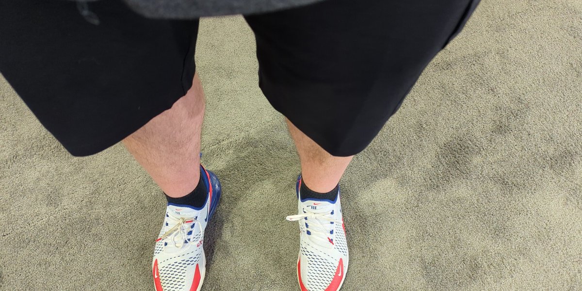 FntsyHeadliners's tweet photo. I believe at this moment.....

I am the only member of the media at the #NFLCombine 

In shorts.

Be true to who you are I guess 😂

#Rebel #IWasHot https://t.co/dGRqqKWa2B