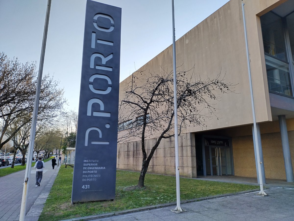 IngeTency's tweet photo. Looking back to a nice 2 days meeting @politecnico Porto GILT with all partners of the VRNurse4kids project. #ErasmusKA2 @EPOSvzw #amazingteam #fun #discussion #workinghard #warmwelcome #digitalcompetences #nursingedcuation @OnderzoekOdisee https://t.co/sr7IJWPCoG
