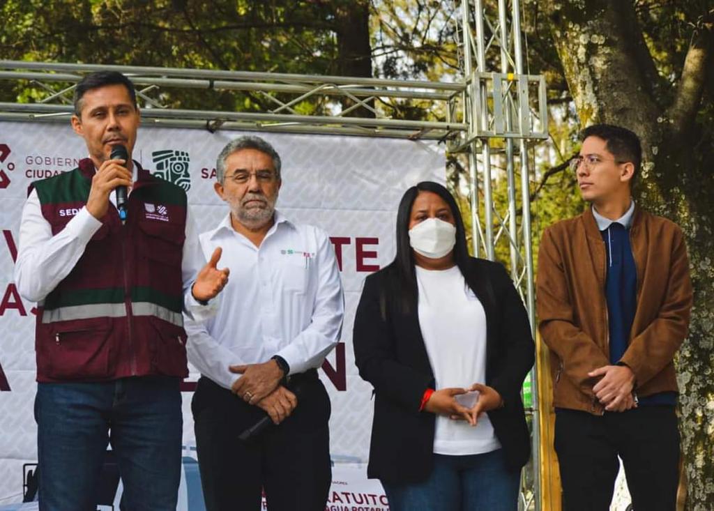 Arouet_V's tweet photo. .@Claudiashein viola la ley asiduamente en la promoción de su imagen y lo mismo hacen sus empleados en las alcaldías donde gobierna la oposición. @Carlos_UlloaP, por ejemplo,  anda en plena campaña en @TlalpanAl y hasta un periódico tiene para promoverse. No tienen vergüenza. https://t.co/ZqJt7prqAk