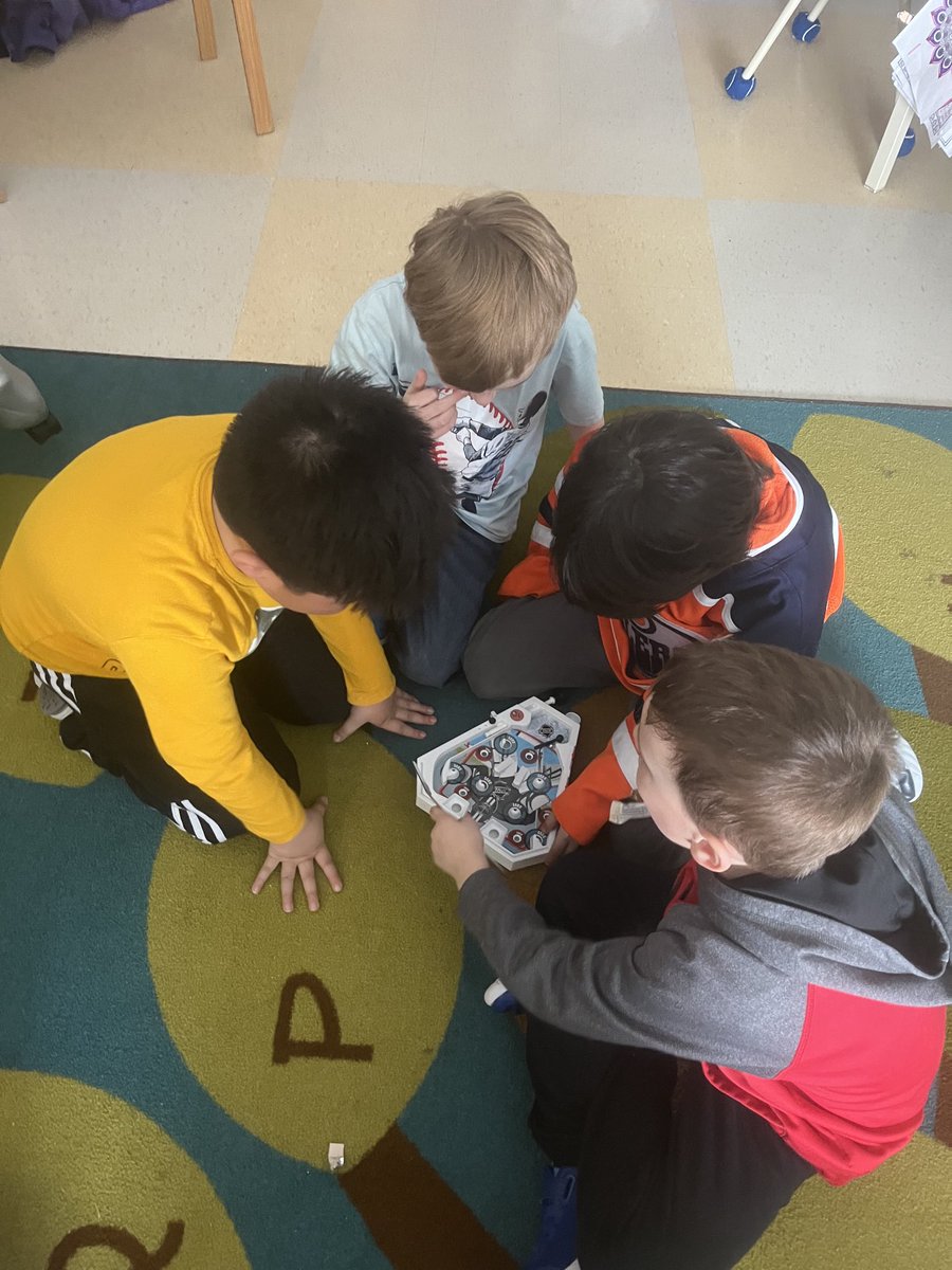 Thank you Principal Masha for our games block! ❤️⁦<a href="/StAnneOCSB/">St. Anne School</a>⁩ ⁦<a href="/MrsStlouis/">Lisa St-Louis</a>⁩