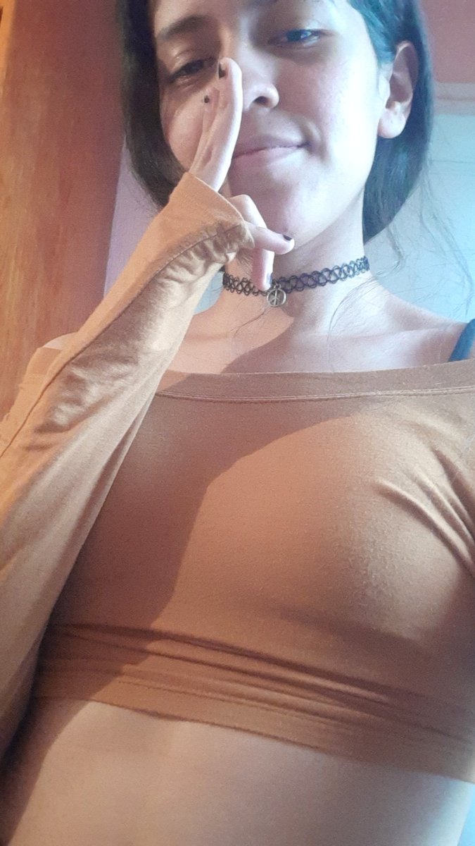 Me llamo Meli, soy de México, tengo 18 años y sigo a Joel desde que salió de La Banda y lo apoyo en todos sus proyectos. Es una persona muy importante en mi vida ya que es mi lugar seguro y favorito, me pueden hablar cuando gusten mi dm está abierto..<3

DISTRICT D #REUNIONDELEON