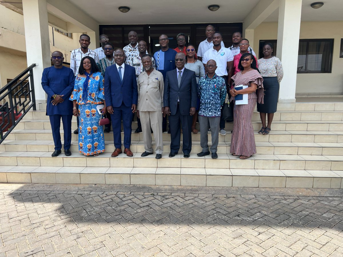 GhanaStandards's tweet image. Ing. Dr. Kwame Boakye, Board Chairman of the Engineering Council, today, March 1, 2023, led a delegation to GSA to discuss strengthening of their long-standing partnership, and the collaboration in the education and enforcement of Engineering Standards in Ghana.