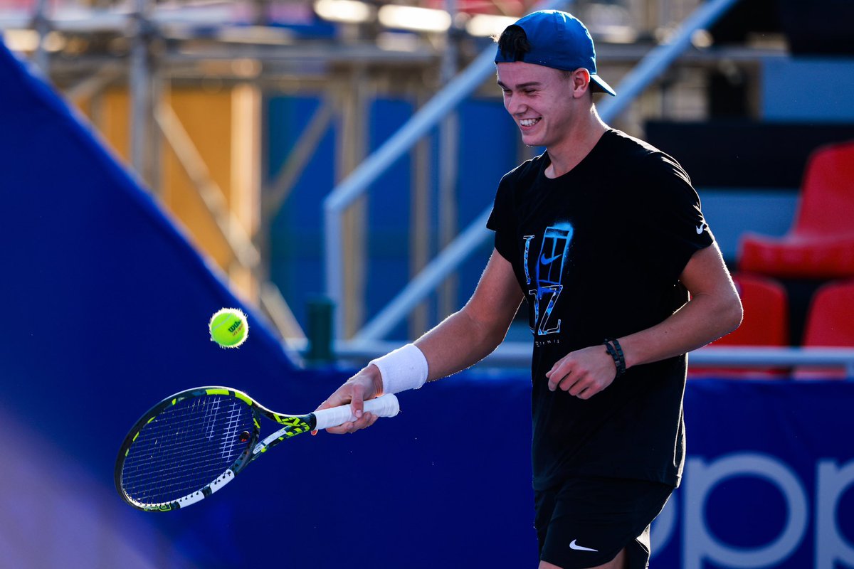 holgerrune2003's tweet image. Right here😎 See you tonight, third match on center court @AbiertoTelcel ❤️😈🌵🇲🇽 #Acapulco #Mexico #CelebratingTennis30