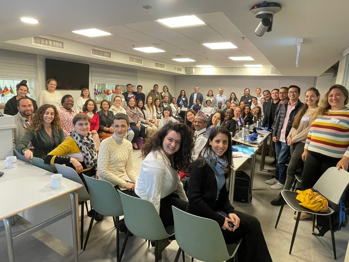 Ya se encuentra en su etapa final el Curso "Innovación Abierta y Propiedad Intelectual" organizado por <a href="/MASHAVisrael/">MASHAV Israel🎗️</a> en el <a href="/MCTC_Haifa/">MCTC</a>.  
El curso reúne profesionales de Latinoamérica, entre ellos la Srta. Marilia Montesinos de <a href="/UPCedu/">UPC</a> y el Sr. Reyner Arroyo de <a href="/upao/">UPAO</a> .