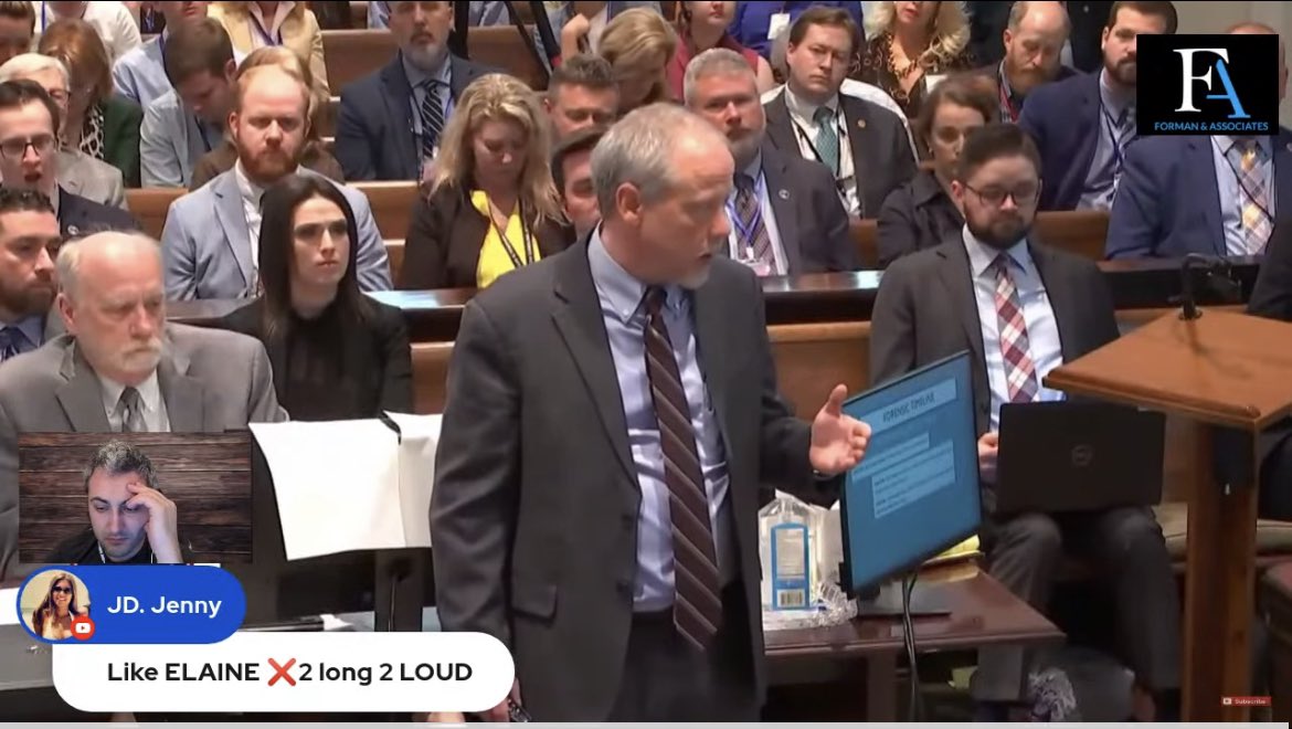 freedom_usa__'s tweet photo. Deja vu Johnny Depp trial closing arguments #elainebredehoft way too long &amp; way too loud. #clusterfuck #creightonwaters #AlexMurdaugh #AlexMurdaghtrial #duiguy @TheDUIGuyPlus https://t.co/Els70m5oRo