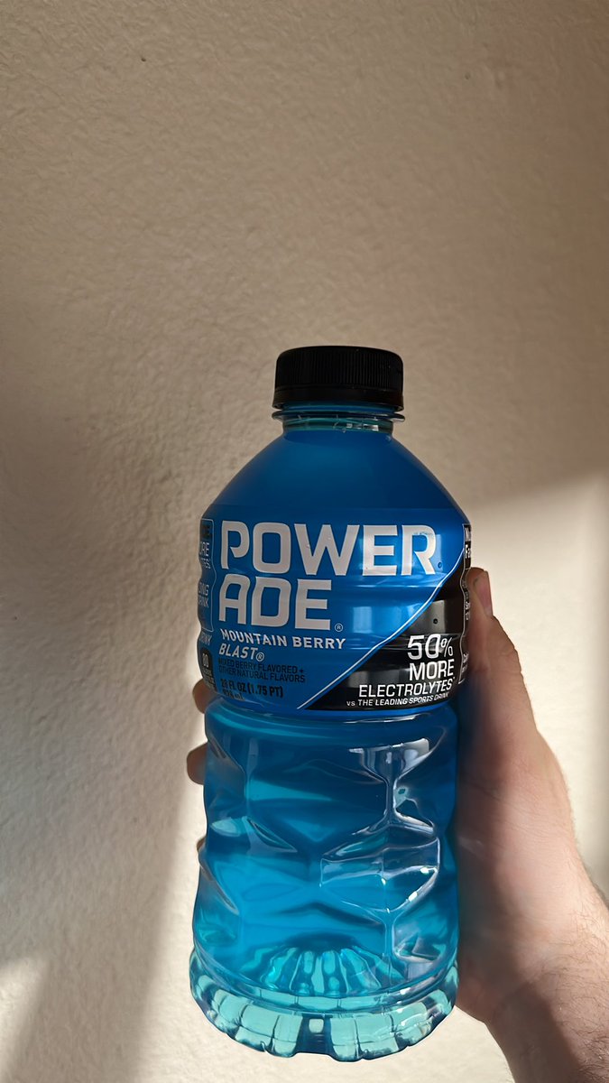 nbamyke's tweet photo. #teampowerade 😂 https://t.co/L49hmp3xxl
