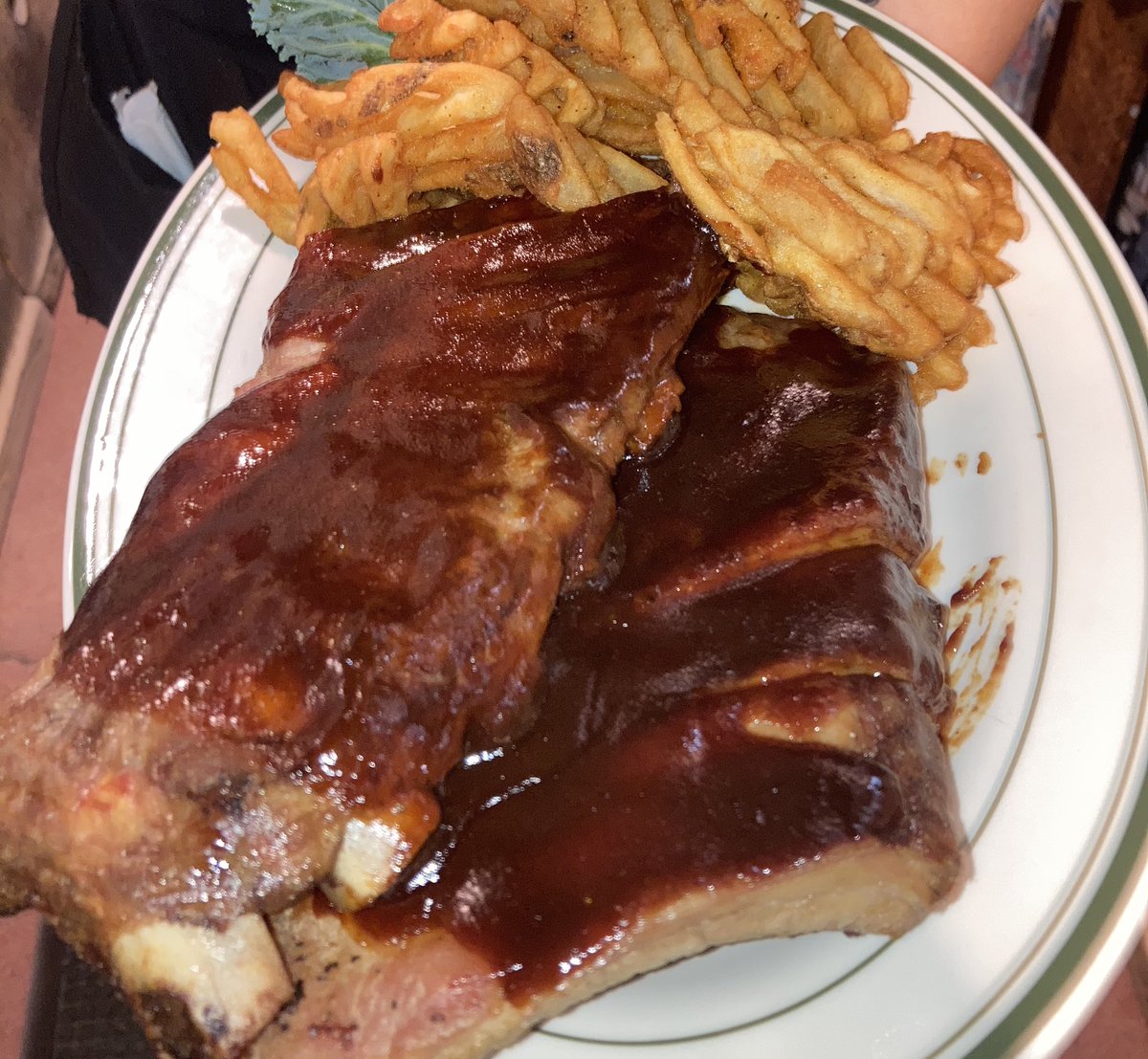 CavanaughsPub's tweet photo. Wednesday great specials tonight: Woodbridge Wine, Irish Dinners, Steak Specials. Kitchen open till 9:30pm. ☘️ March ☘️ starts Beer of the Month, Long Ireland Celtic Pints $4.00 all day &amp; night ☘️ march ☘️ #cavanaughs #librewery #lieats #liceltic #onionsoup #irishdinners #steaks https://t.co/fyjKflYuyp