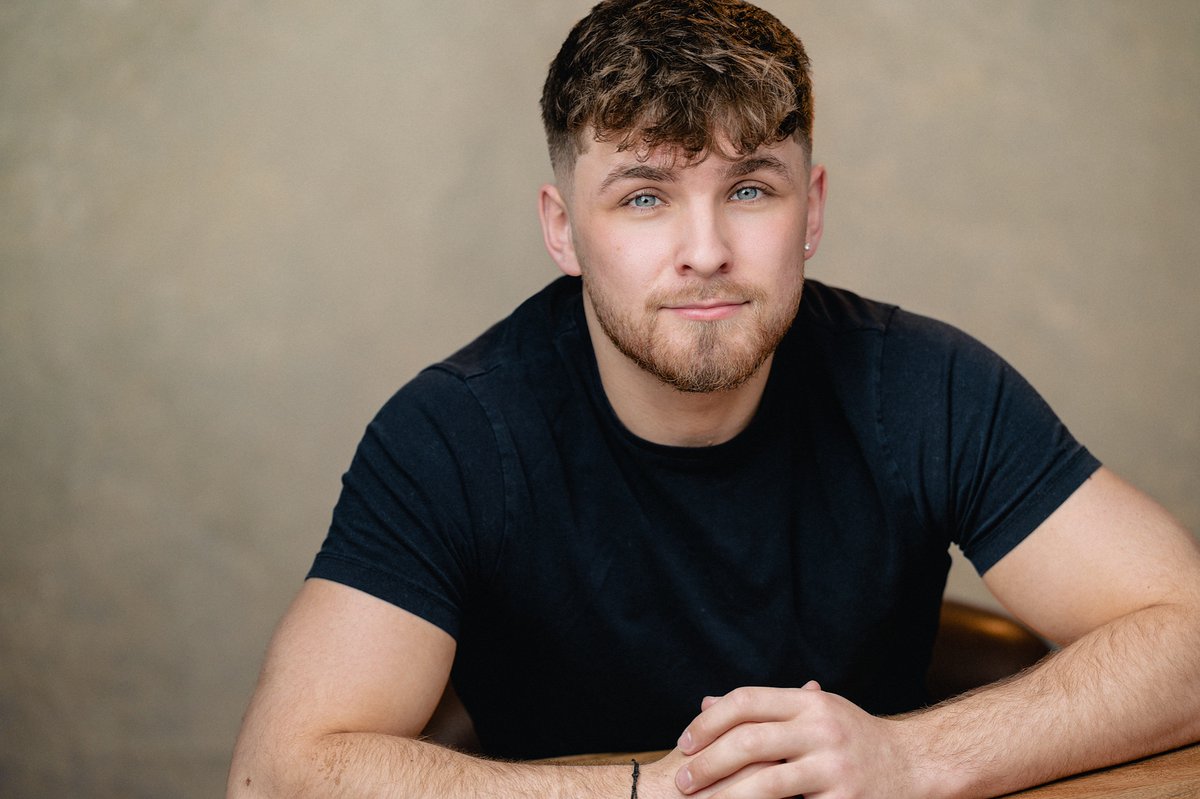 Dec in for new shots. 
Bookings available for March. 
#headshot #headshotphotography #actor #actorheadshot #liverpoolphotography #portrait #cinematicheadshot #studio #studiolighting #naturallight #actorheadshot #northwestheadshot #casting #tvcasting #godox #pixapro #nikonz6