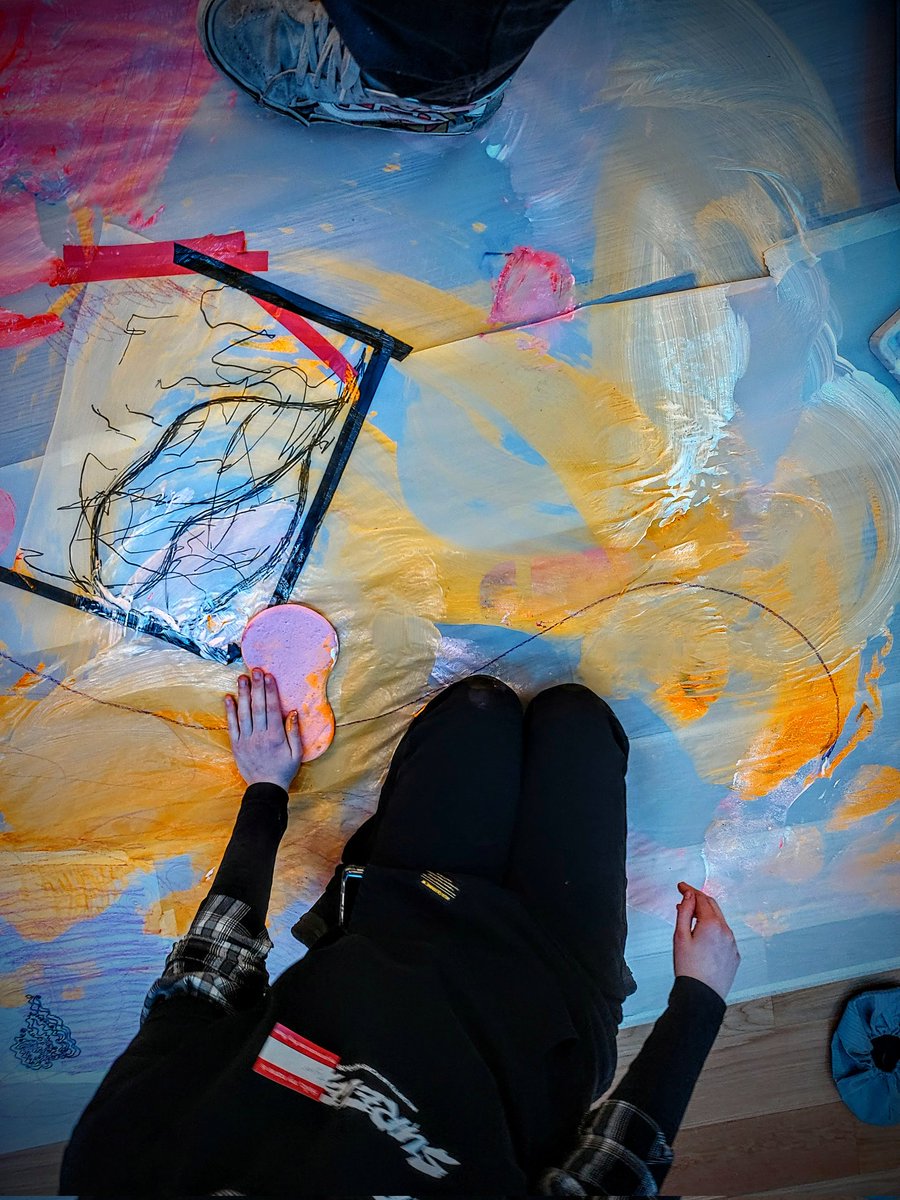 SianWTaylor1's tweet photo. Exploring music , movement and mark making
A great first session with the Next Gen Young person's group
@attenboroughac
Thanks @hannahpillai .
Looking at steps that inspire my practice.
#music
#musicart
#youngpeoplesvoice
#movement
#exploringMaterials
@attenboroughac https://t.co/yOWqMThkIq