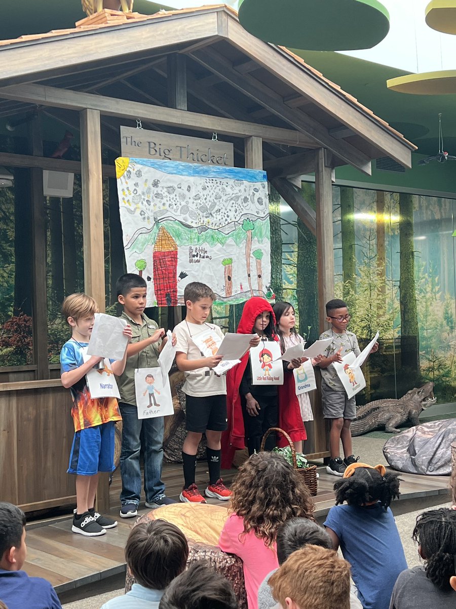 MsBoutteTeaches's tweet photo. Lights!Camera!Action!🎬 As we start our readers theatre unit it was great for my students to see readers theater in action!🤩 Thank you @ashworth_kara and @MrsVanderTuig for inviting us! Both classes did a phenomenal job!Great Work!🎭 @HumbleISD_CE @Humble_ElemELA https://t.co/xm8MwyzxLg