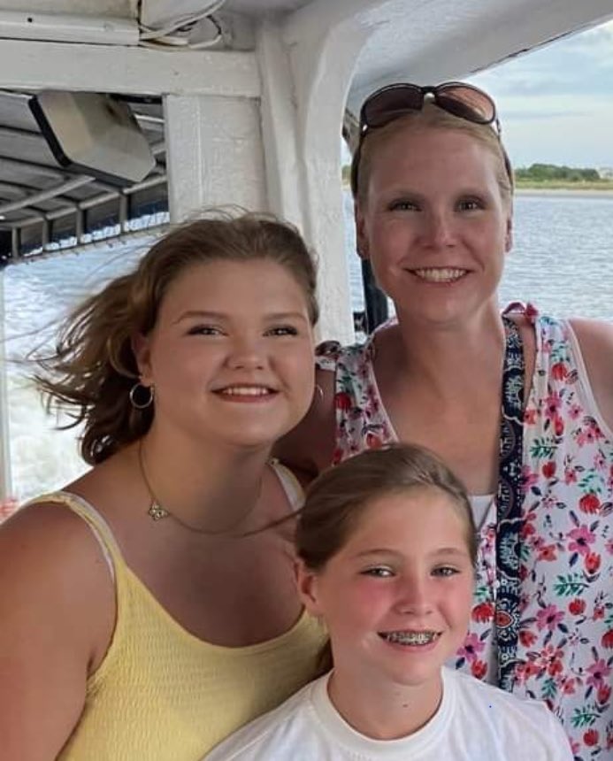 RATC Family- Get with the “Program” and that is “Code” for Mrs. Jenny Phipps Technology Teacher and TSA Sponsor. She and her daughters Abbie & Allie are all Girls that Code at RATC!
@russellind @KY_CTE @codeorg @YoungWomenLEAD