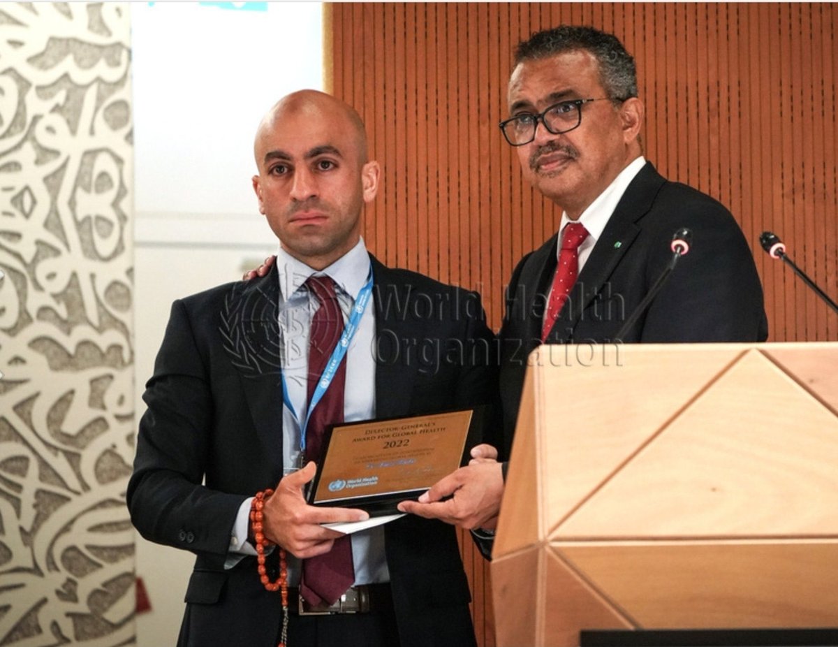ahmedhankir's tweet photo. I was forced to interrupt med school due to a mental health condition. A medic who I thought was a friend said behind my back I don’t have what it takes to be a doctor. I recover, qualify &amp; in 2022 receive the World Health Organisation Director General Award for Global Health. https://t.co/xfzpq2DbR8