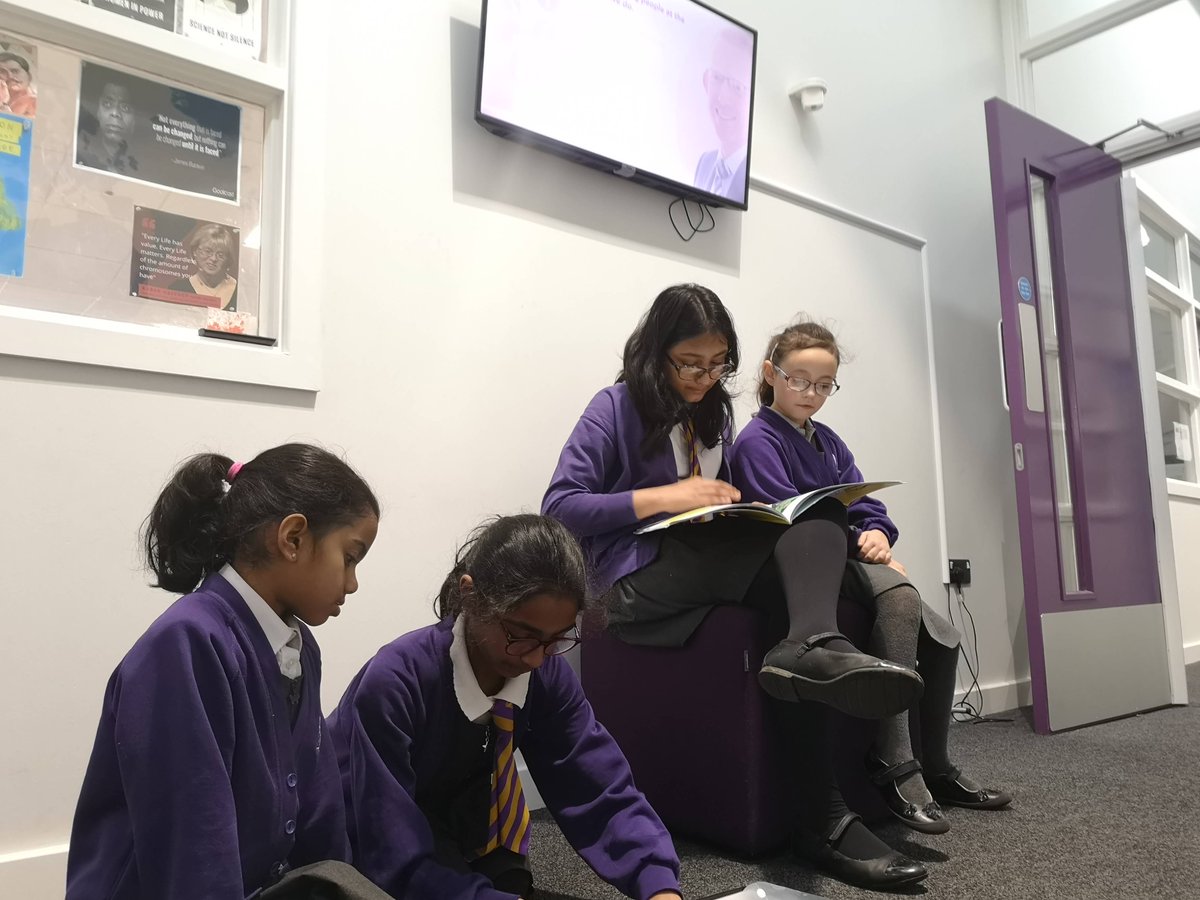 We have so many phonics buddy pairings at St. Peter's, that we are spilling out into the corridors! (Mr Lacey still seems impressed though - bonus point if you can spot him) <a href="/DSATStPeter/">St Peter's CE Primary Academy</a> <a href="/thedsat/">The DSAT Project</a>