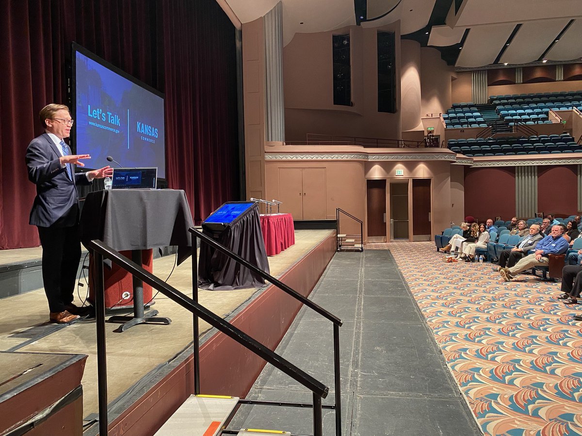 LtGovToland's tweet photo. Great conversation with chamber leaders from across Johnson County today about growth in their region and the ingredients needed to sustain their momentum! 
@shawneechamber, @opchamber, @OlatheChamber, @nejcchamber https://t.co/1XQhxWZv3E
