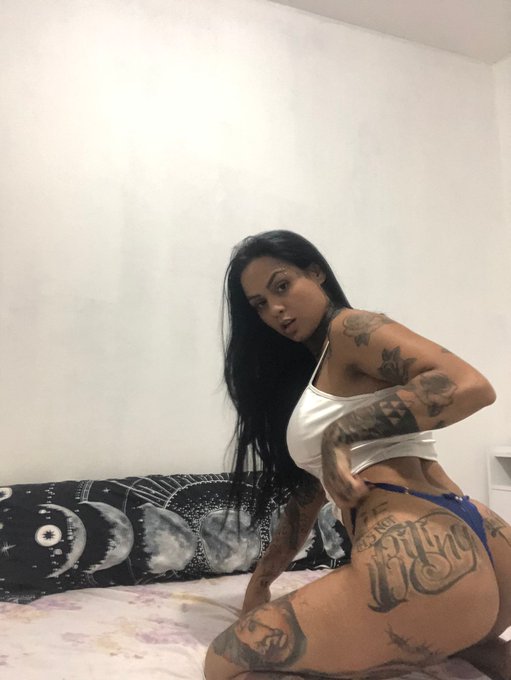 HOJE estarei realizando " Chamadas de v&iacute;deo paga " apartir das 19:00 hrs , agende seu hor&aacute;rio atrav&eacute;s<a href="/tag/morena"class="tags"><span>#morena</span></a><a href="/tag/tatuada"class="tags"><span>#tatuada</span></a><a href="/tag/masturbacionfemenina"class="tags"><span>#masturbacionfemenina</span></a><a href="/tag/gravidinha"class="tags"><span>#gravidinha</span></a>