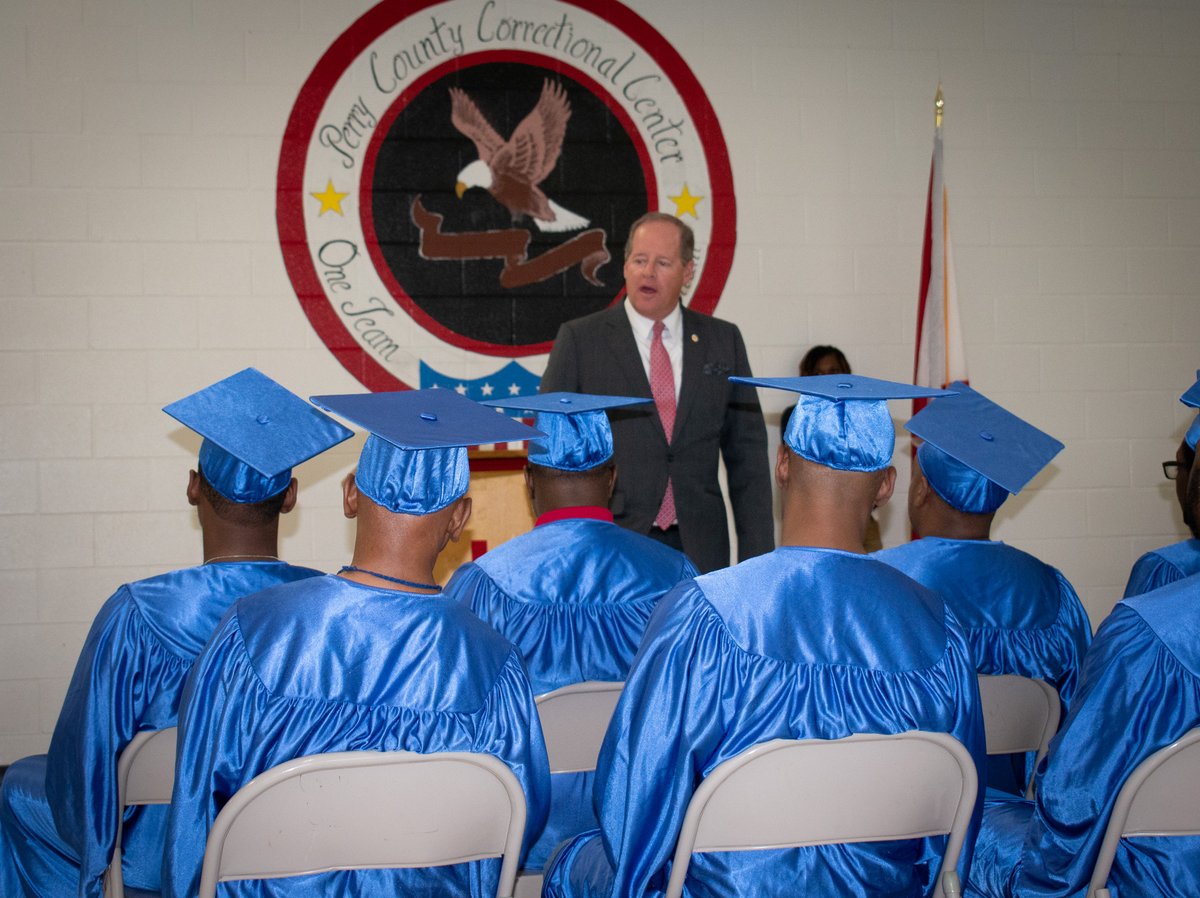 IngramState1965's tweet photo. #IngramState is honored to recognize the inaugural class from the Parole and Probation Reentry Education and Employment Program (PREP) Center. All graduates are now equipped with the tools, skills, and resources to enter the workforce prepared and confident. https://t.co/PYgP23JmfE