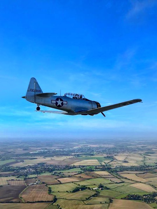 Cozy Rosie-a striking livery on this T6 we are proud to represent for sale. Check out our website for details

tascvintage.com 

#cozyrosie #harvard #harvardforsale #warbird #warbirdsales #t6texan #taildragger #warbirdwednesday #aviationgeek #aircraftsalesco #tascvintage