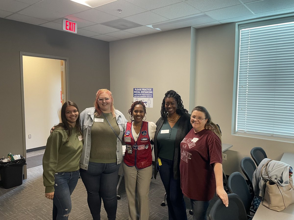 Awesome kitchen training! Me &amp; my partners in services <a href="/MichaelGuyer5/">Michael Guyer</a> Constentino, Classic Marble &amp; Ganite, Diamond Cabinets, &amp; Granite MR! Thank u for a great day of learning for kitchen designers! <a href="/BlueBoxR1/">@BlueBoxR1</a> <a href="/BenitoKomadina/">Benito.Komadina@Lowes</a> <a href="/SarahN_Lowes/">Sarah Noland</a> <a href="/LauraGibsonR1/">Laura Gibson</a> <a href="/DCT0813MD/">Dante Thomas</a> <a href="/jasonblair42/">Jason Blair</a>