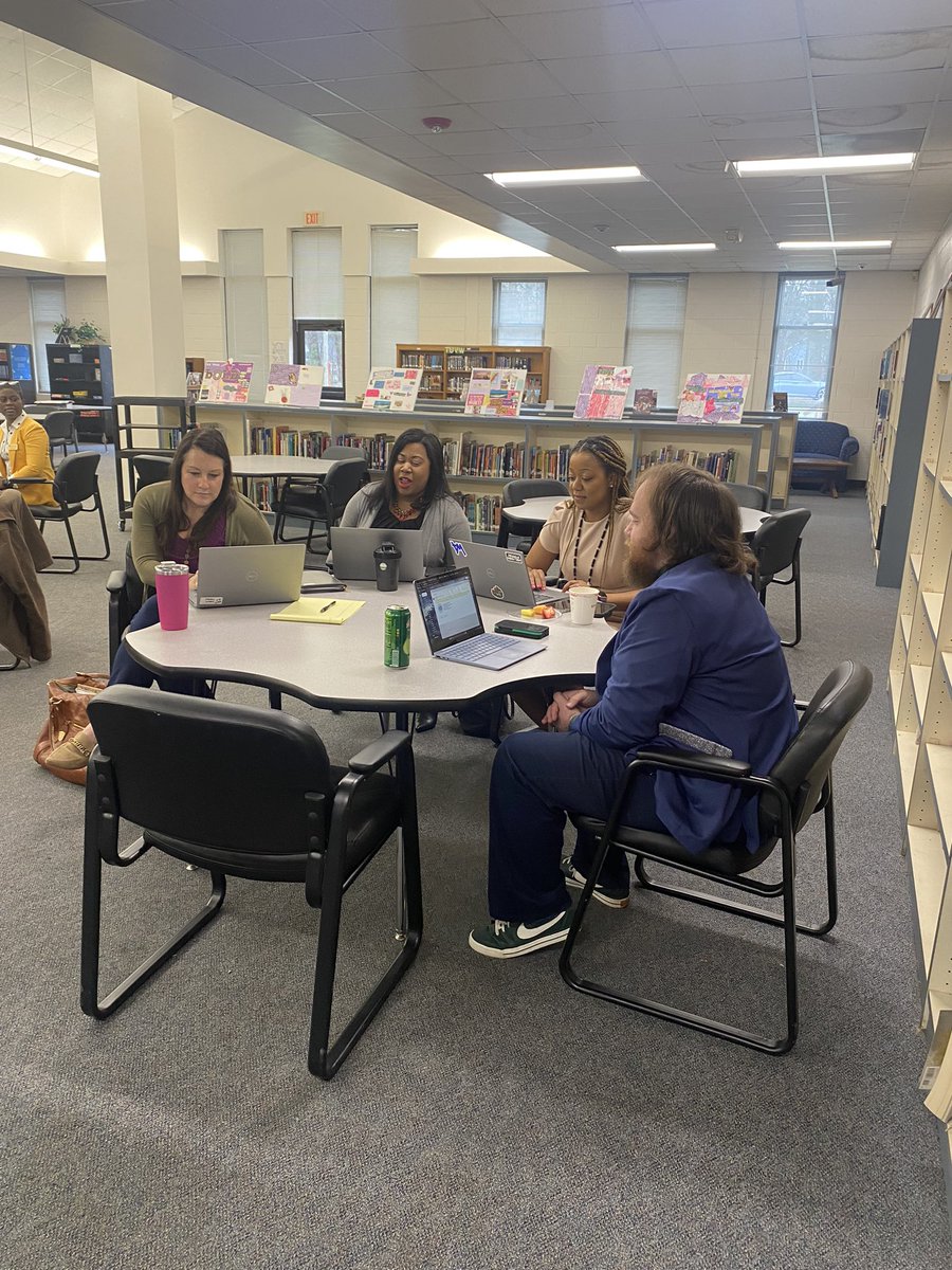 Dr. Robin Finberg tweet media