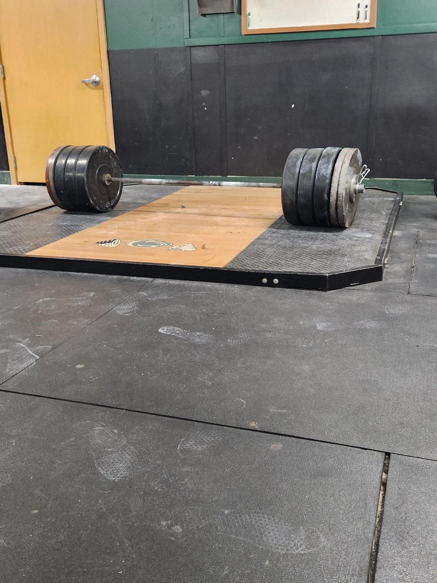 Heaviest deadlift since surgery with a PR 505x4