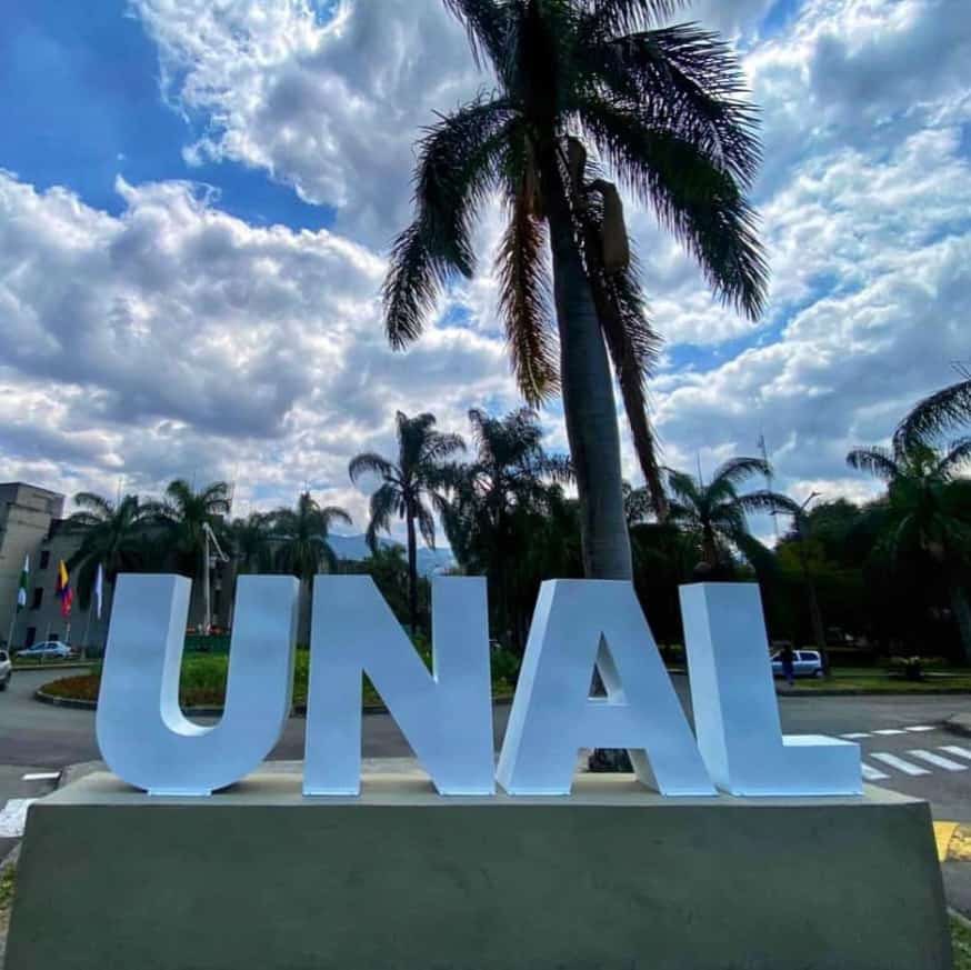 #UNAL #UNALMed @MedellinUNAL @Arq_unalmed @FCA_UNmed @FCHE_UN @fminas @CNT_UNAL #SomosUNAL #OrgulloUNAL @UNALOficial @bUNAL_med @BienestarUNAL