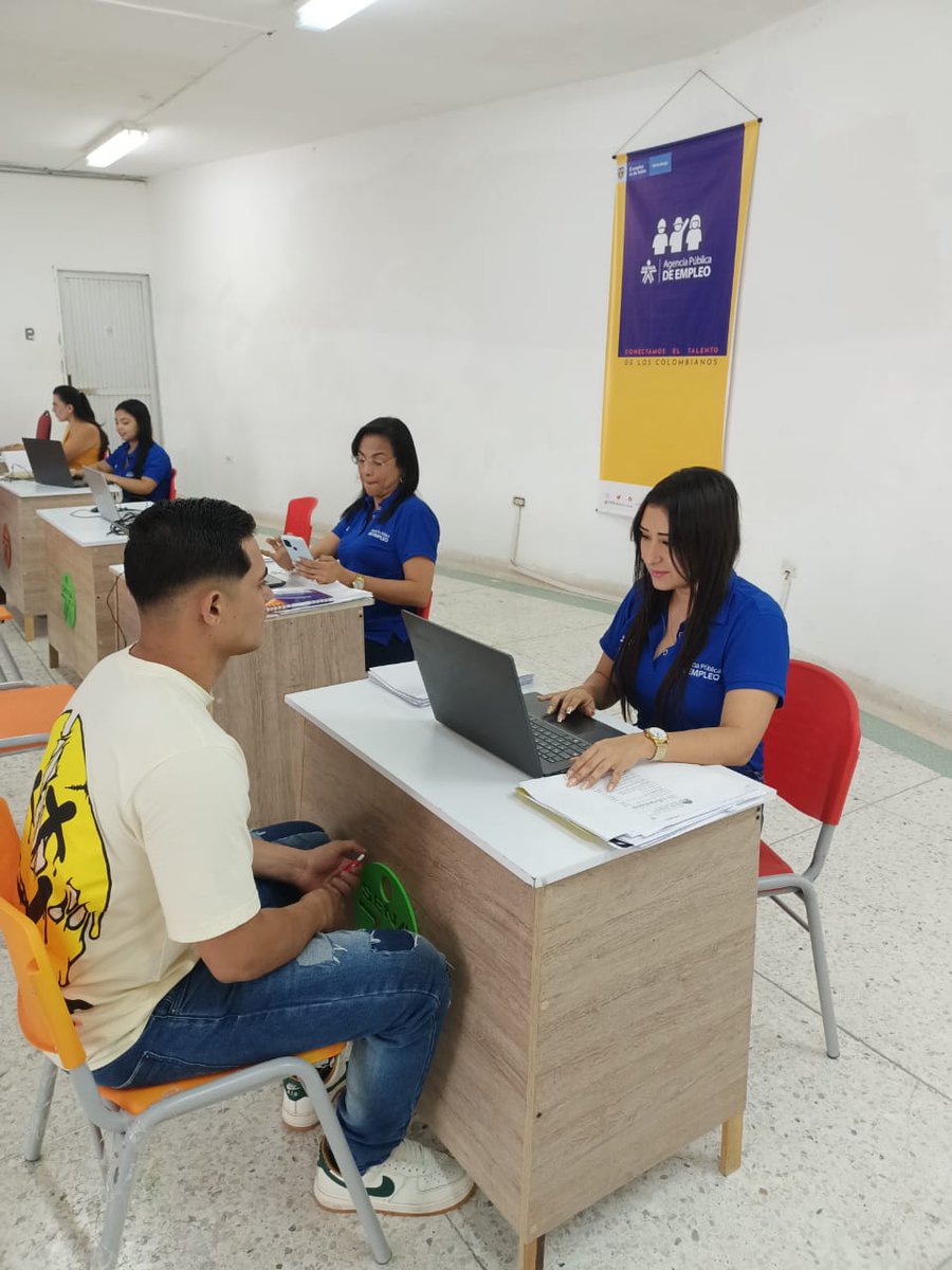 #SENAEsEmpleo| Con gran alegría recibimos ayer a más de 100 personas que aplicaron a nuestra convocatoria especial con la empresa <a href="/Adecco_Colombia/">Adecco Colombia</a> 💯