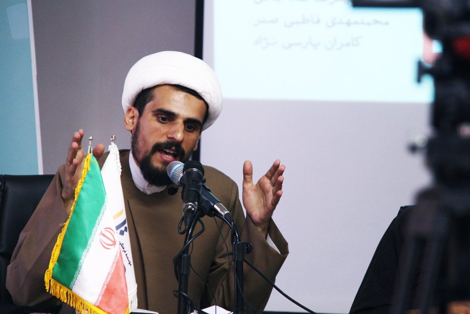 NR2OH's tweet photo. محمد مهدی فاطمی صدر..مدرس حوزه علمیه..از اعضای جبهه فرهنگی انقلاب ..موسس مدرسه مخوف وتر بارها هشدار داده که ایرانیان را در اینده ای نزدیک سلاخی خواهند کرد. https://t.co/SDOOuIgaiO