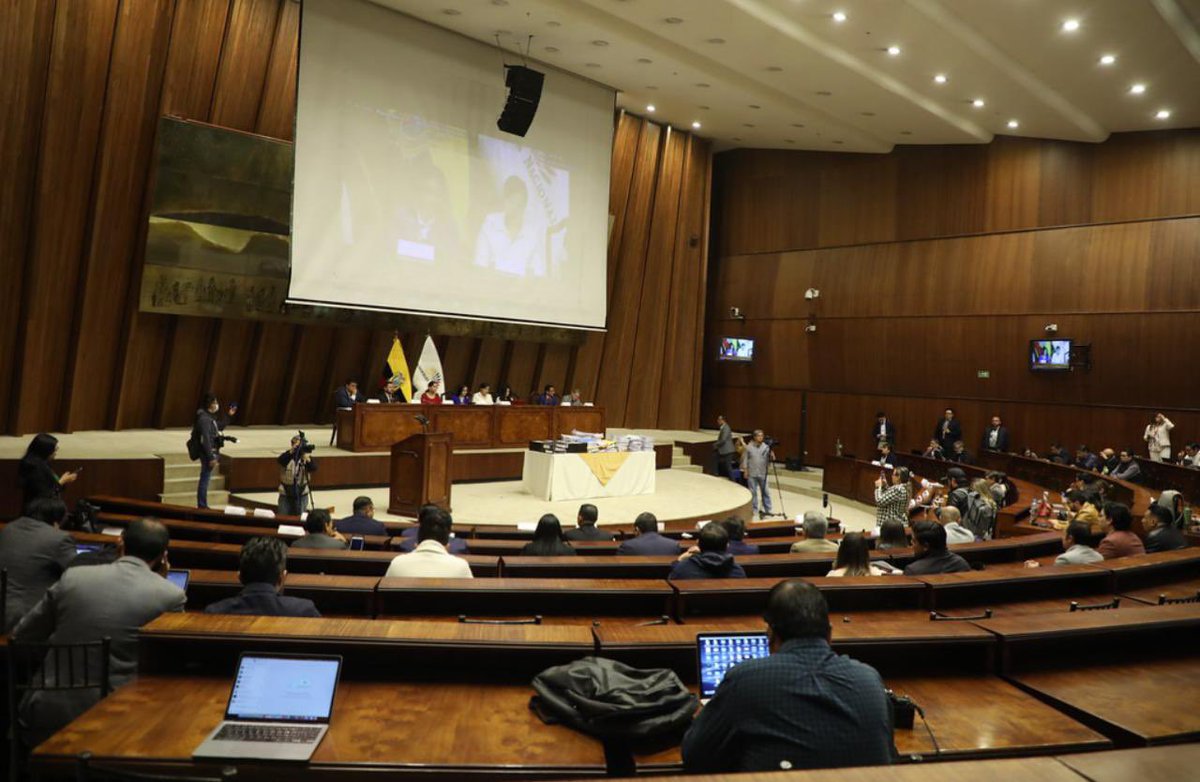 Como Asambleísta por Manabí, rechazo de manera enfática y contundente el #InformeDeMentiras presentado por la Comisión Multipartidista por @ElGranPadrinoAN que plantea un atropello contra la democracia y el derecho.