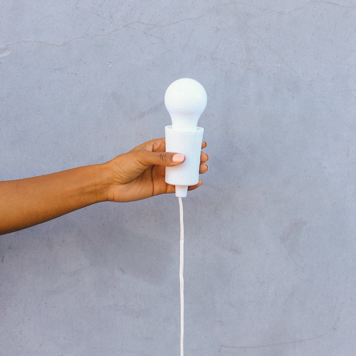 sociallyintuit's tweet photo. 💡Lightbulb moment! Sometimes we are inspired when we are in the most random of locations. It's important to always jot down these bright ideas so that you don't forget and are able to use them for future content. Our team keeps an "inspo folder" for all of our clients! https://t.co/RLtvGfcZTa