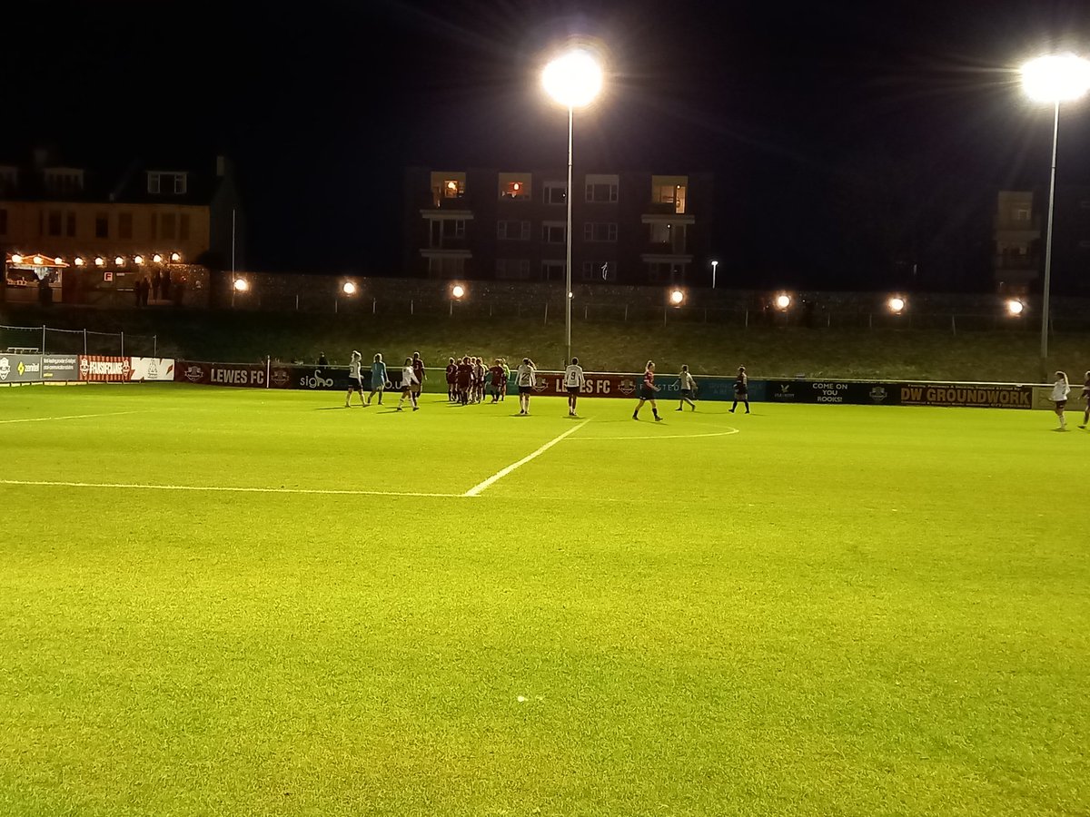 PaulDonegan1980's tweet photo. Shania Hayles scored the only goal of the game as @bristolcitywfc won 1-0 away at @LewesFCWomen to go top of the @BarclaysWC. #LEWBRC #BarclaysWC https://t.co/dEoiORr1DN