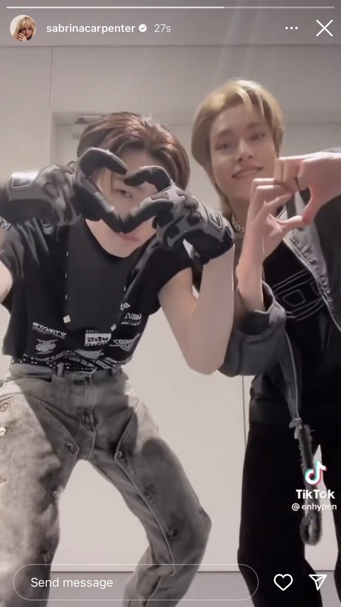 enhypenupdates's tweet image. [INFO] 230302

Sabrina Carpenter (@SabrinaAnnLynn) reposted Jake and Sunghoon’s ‘Nonsense’ Tiktok video on her Instagram Story.

She also left a comment on Tiktok saying “i wanna meet y’all u look fun”!

@ENHYPEN_members @ENHYPEN #ENHYPEN #엔하이픈