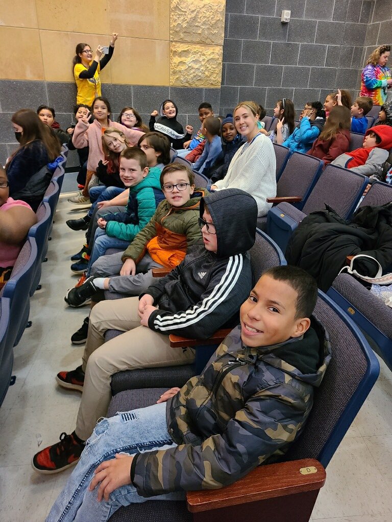 Today we had a field trip to Braughal for Bach to School! This was the first time on a school bus for many of these kiddos 🚌