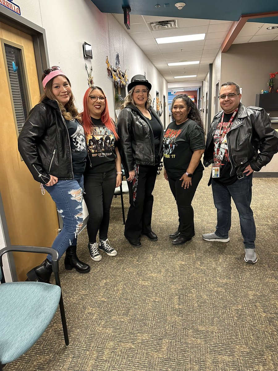 Quijas_PHHS's tweet image. Still Rockin’ the Read Across America dress up days. Sparta Rocks!!! #RISE #SUSD_Libraries #SISD #LibrarianBrags