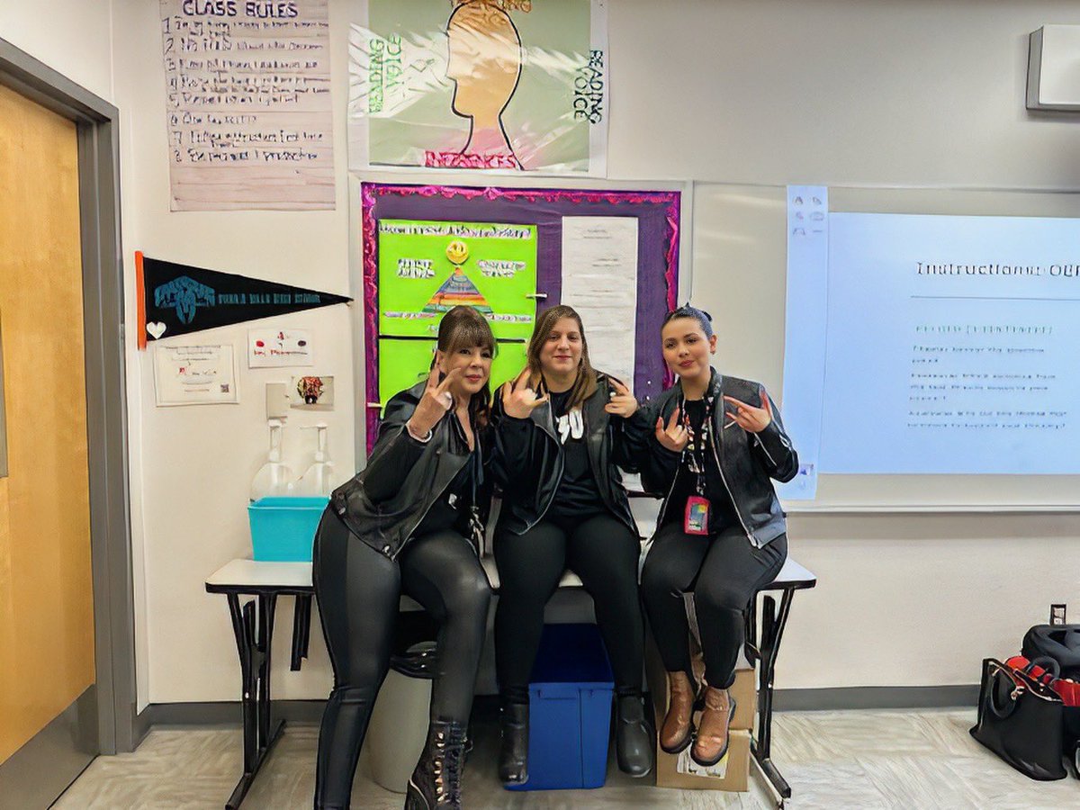 Quijas_PHHS's tweet image. Still Rockin’ the Read Across America dress up days. Sparta Rocks!!! #RISE #SUSD_Libraries #SISD #LibrarianBrags