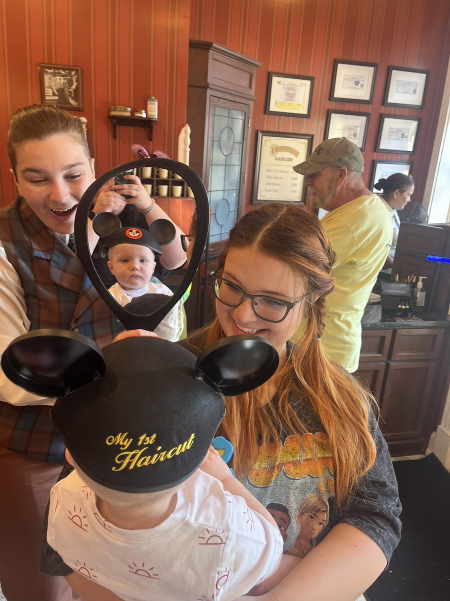 #castcompliment Miles had a very magical first haircut thanks to Holly at Harmony Barber Shop! This memory will last a lifetime for us!