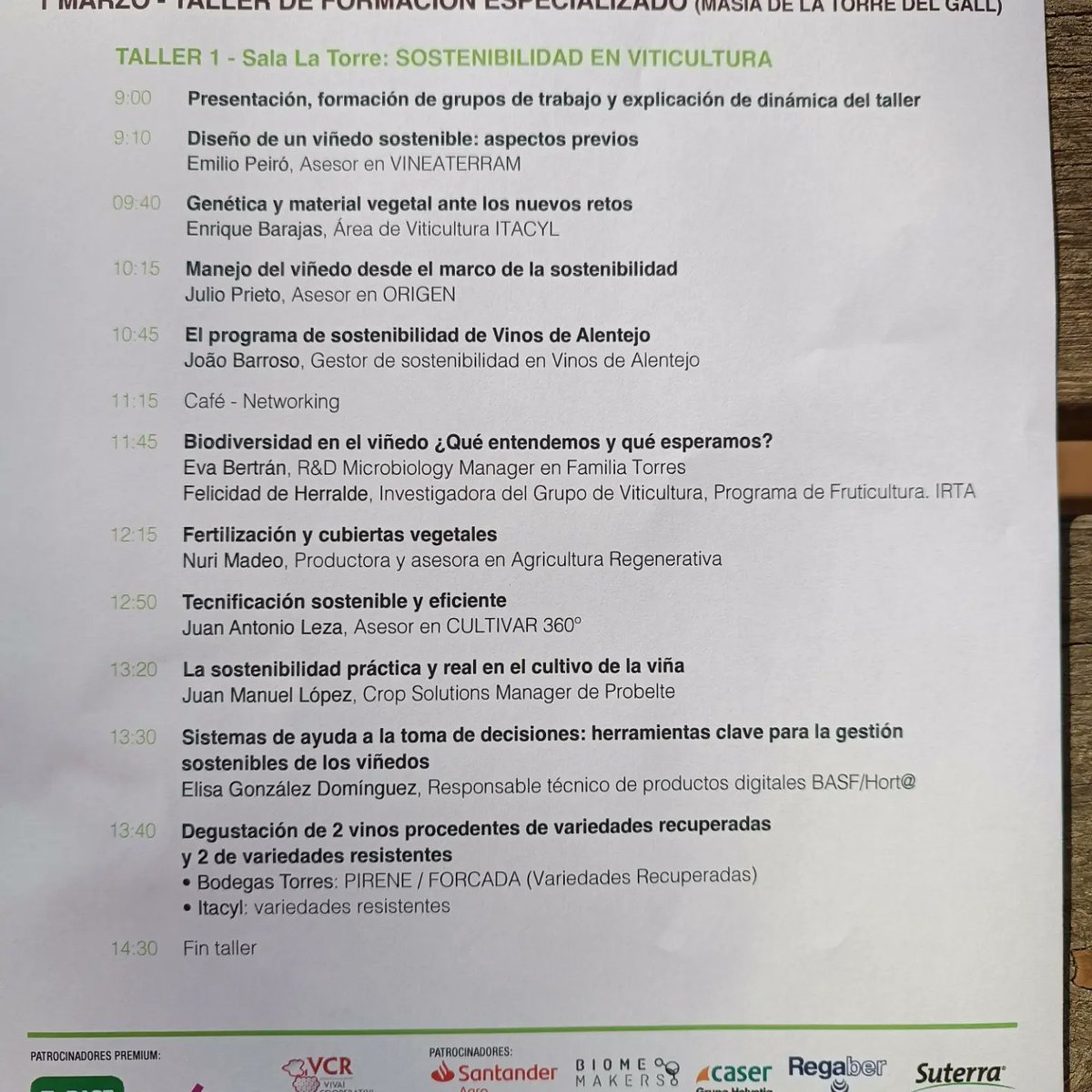 peiro_emilio's tweet photo. #viticulturasostenible .... Hoy poniendo el granito de arena... Jornada y ponencias muy interesante... rematando con vinos de variedades tanto ancestrales como resistentes... gracias por la organización!!! https://t.co/WMUJXngyqv