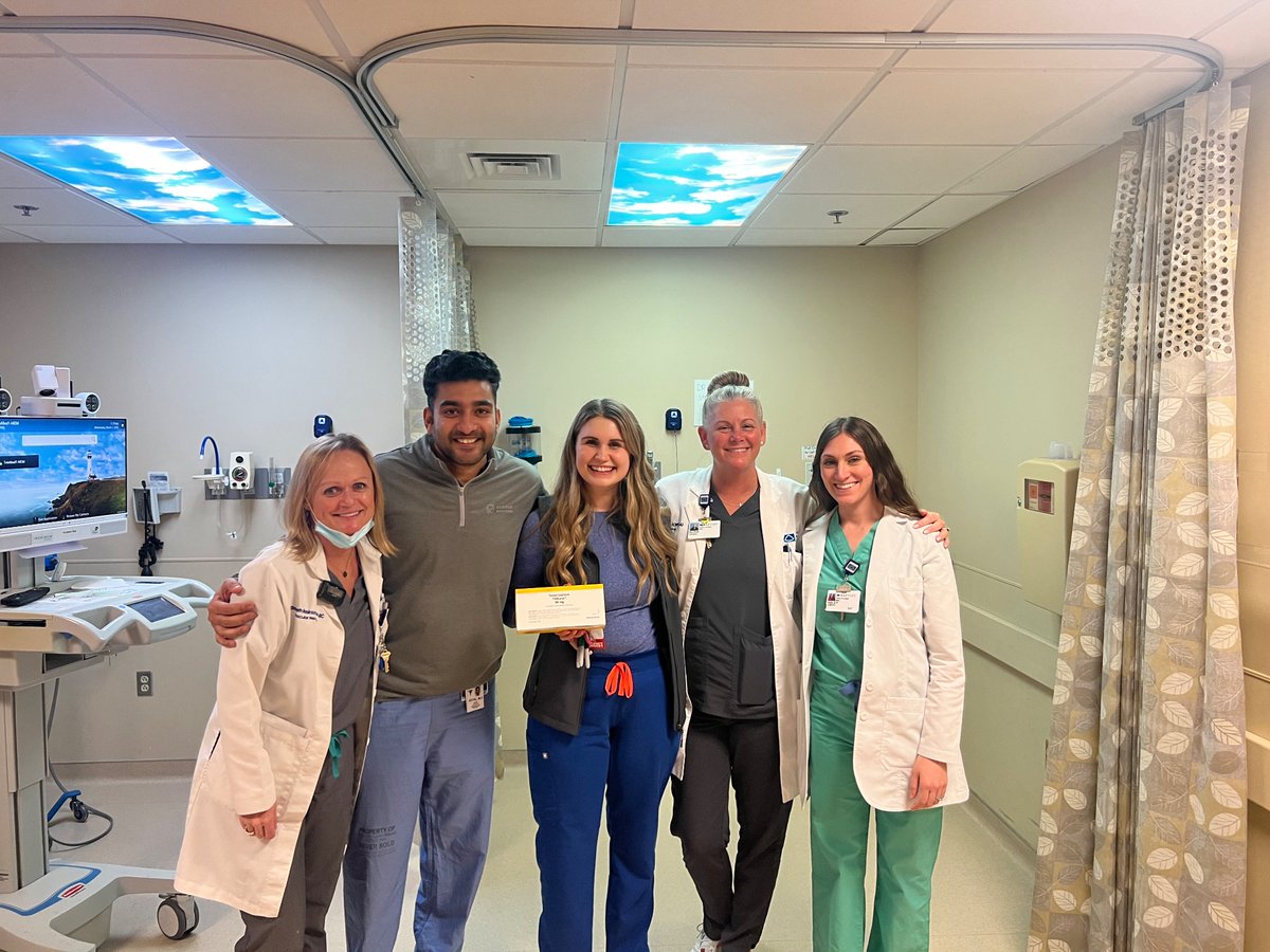 First tenecteplase for stroke in Memphis, TN happened today 🙌🏼🙌🏼
#EmergencyMedicinePharmacist