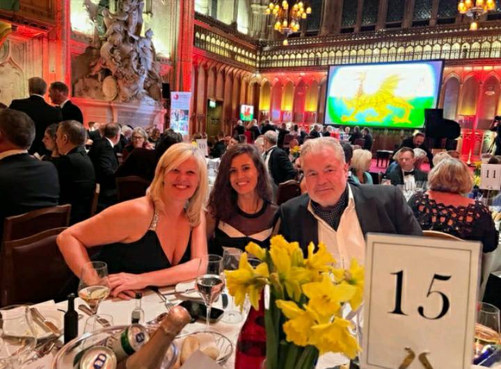 New Directions tweet media