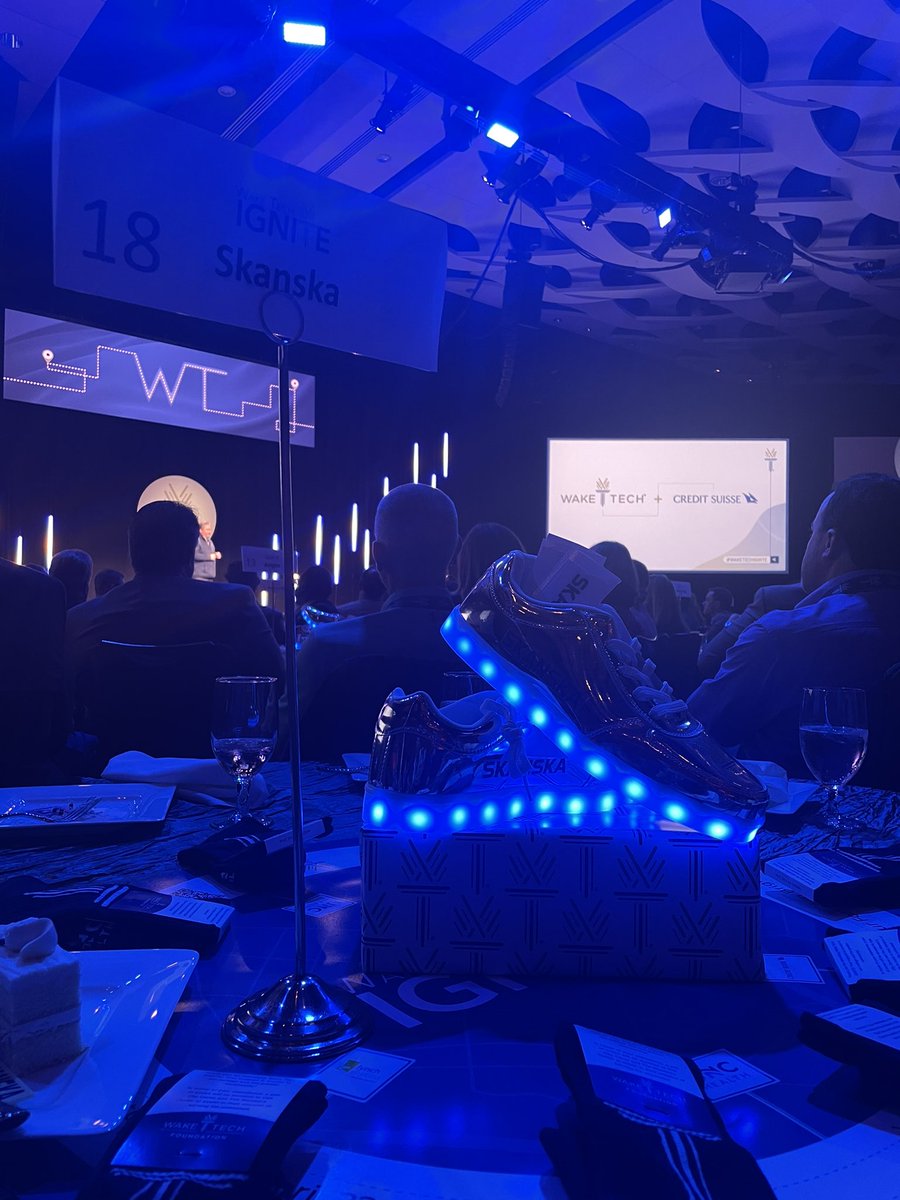 OverdorfShana's tweet image. Thank you to @SkanskaUSA for inviting me (and the birthday cake) #YourRaceStartsHere #WakeTechIgnite