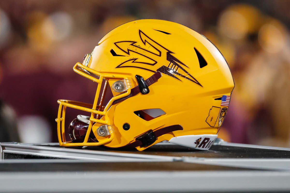 After speaking with Coach <a href="/RagleCharlie/">Charlie Ragle</a>, I am humbled and blessed to receive an offer from <a href="/ASUFootball/">Sun Devil Football</a>!! Thank you for the opportunity! #ForksUp <a href="/ManogueFB/">Manogue Football</a> <a href="/eehowren/">Ernie Howren</a> <a href="/KenCrawford36/">Coach Crawford</a> <a href="/BrandonHuffman/">Brandon Huffman</a> <a href="/bangulo/">Berta Portuondo Angulo</a> <a href="/MohrRecruiting/">Brian Mohr</a>