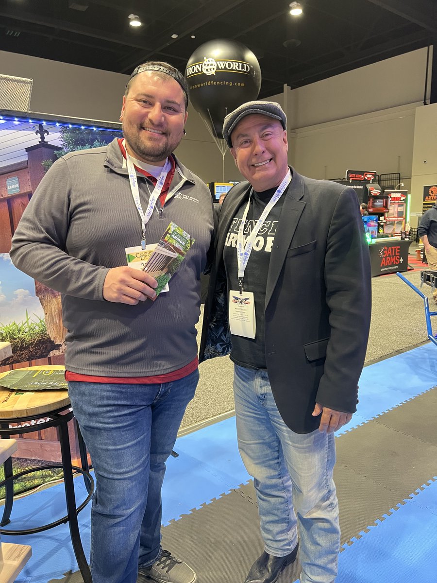 FenceArmorAl's tweet image. All smiles on the first day of FenceTech 2023!! 

#fencearmor #mrfencetools #fencetech2023