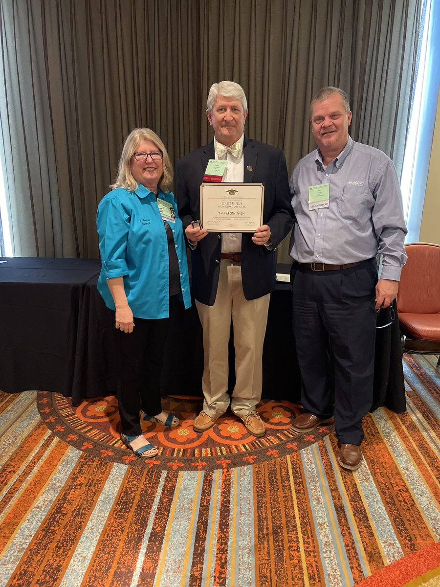 TML_Texas's tweet photo. TML President David Rutledge and Past President Mary M. Dennis proudly display their Certified Municipal Official awards #TMLI #TMLMidyear https://t.co/wuAThJ1szL