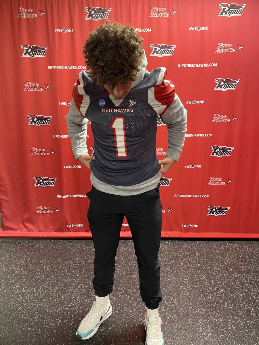 Blake5thelen's tweet photo. Super Excited to announce that I’ll be continuing my Football career at Ripon College this fall! I’m so thankful for @Jmar56 and @coach_hepp for helping me through this process! All praise be to God!!! @RiponRedHawkFB https://t.co/JrlQKpM360